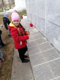 Экскурсия к памятнику партизанам
